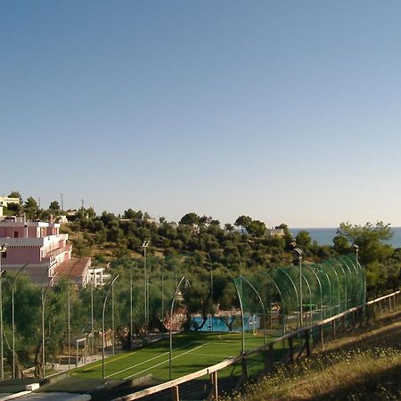 Hotel Delle More Vieste Bagian luar foto